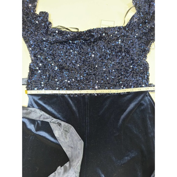 Premier Amour Sequince and velvet romper. Plus size 16  (M27) - Picture 6 of 10